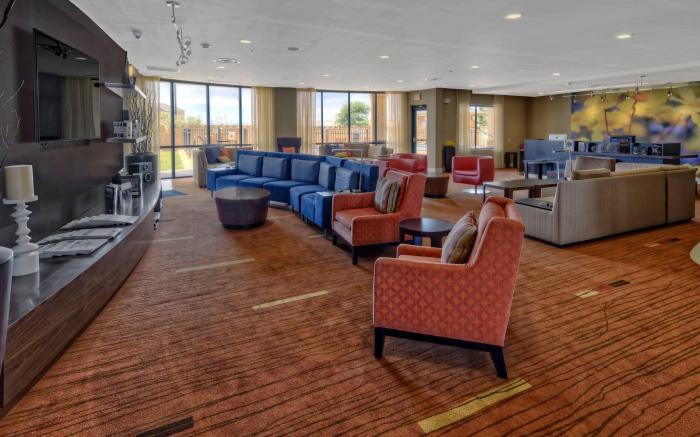 Courtyard Midland