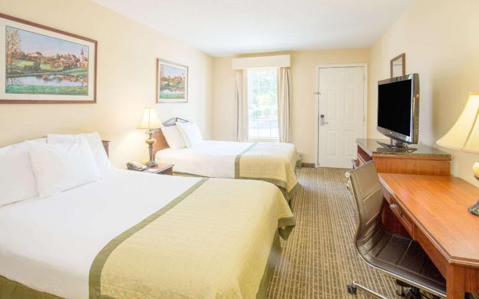 Baymont by Wyndham Dunn