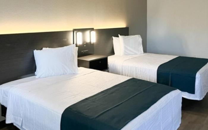 Motel 6 Sandersville, GA