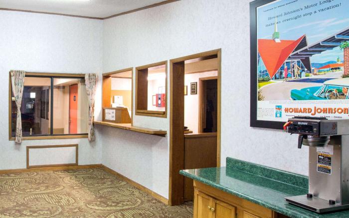 Howard Johnson by Wyndham Wilmington