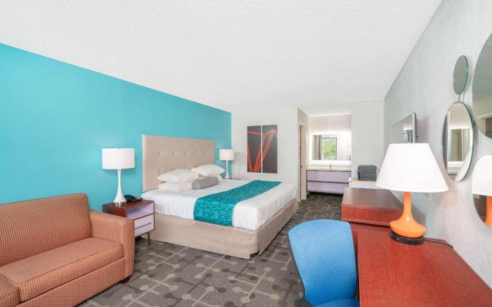 Howard Johnson by Wyndham Aiken