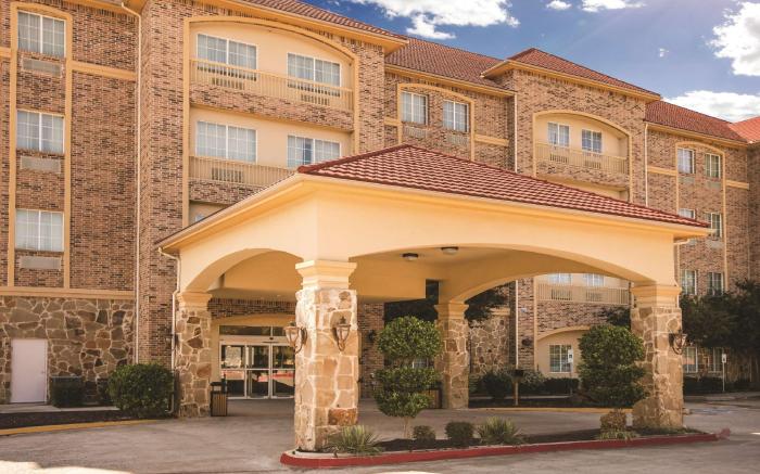 Baymont by Wyndham Dallas South-DeSoto