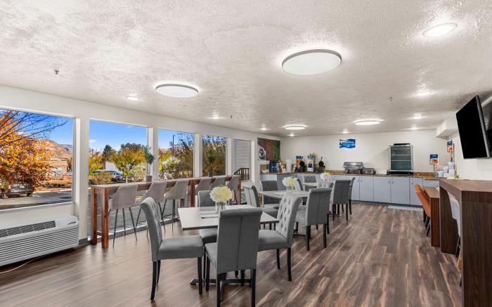Clarion Pointe Wenatchee
