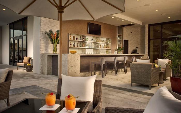 EB Hotel Miami Airport