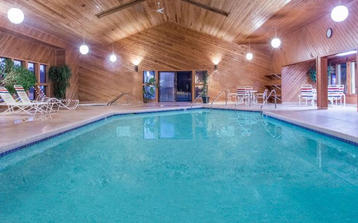 Days Inn by Wyndham Eagle River