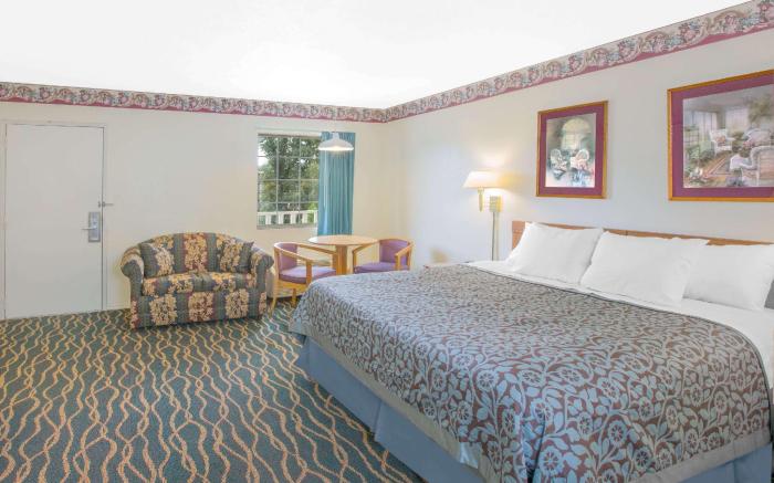 Days Inn by Wyndham Hardy