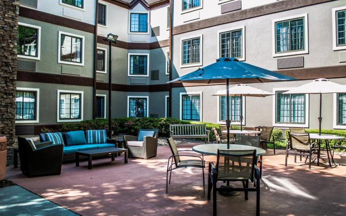 Sonesta ES Suites Atlanta Alpharetta Avalon