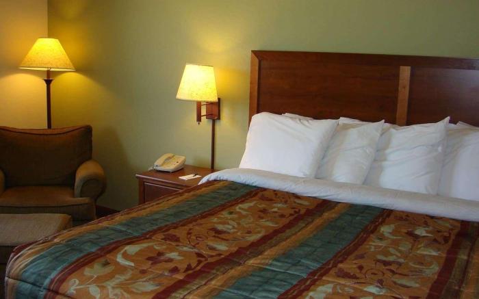 AmericInn by Wyndham Kewanee