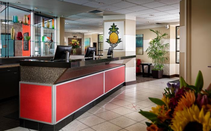 Staypineapple, University Inn, University District Seattle