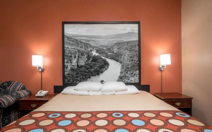 Super 8 By Wyndham Bastrop Tx