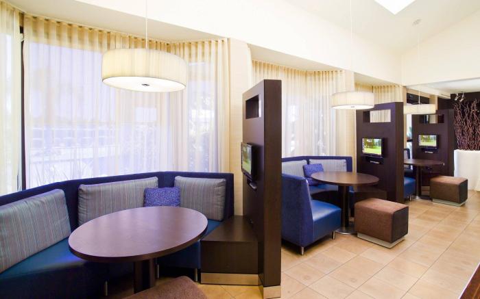 Courtyard Fresno