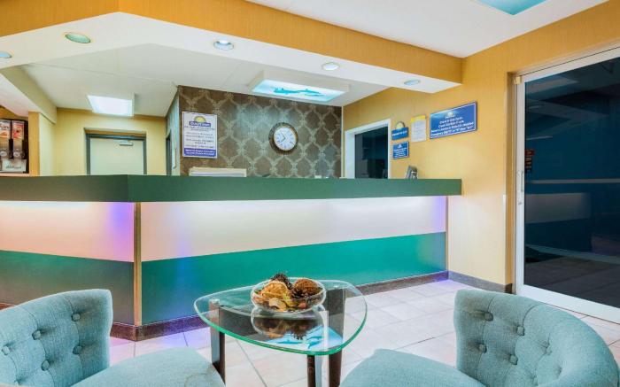 Days Inn by Wyndham Dayton Huber Heights Northeast