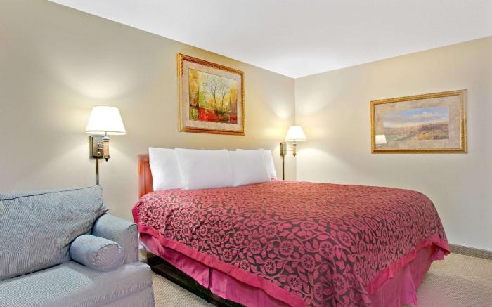 Days Inn by Wyndham St. Louis/Westport MO