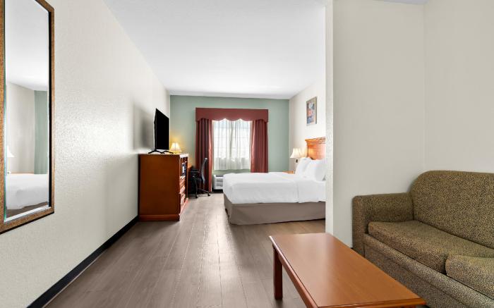 Quality Inn & Suites McAlester on Hwy 69