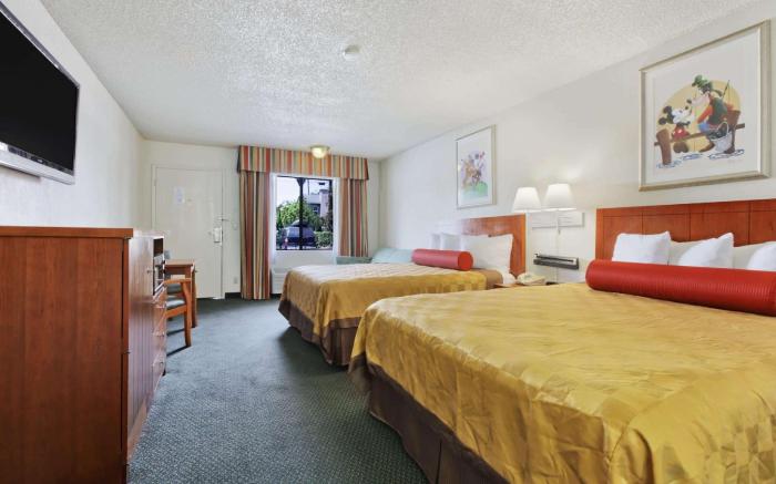 Travelodge Inn & Suites by Wyndham Anaheim on Disneyland Dr