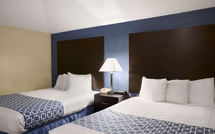 Days Inn & Suites by Wyndham Cherry Hill - Philadelphia