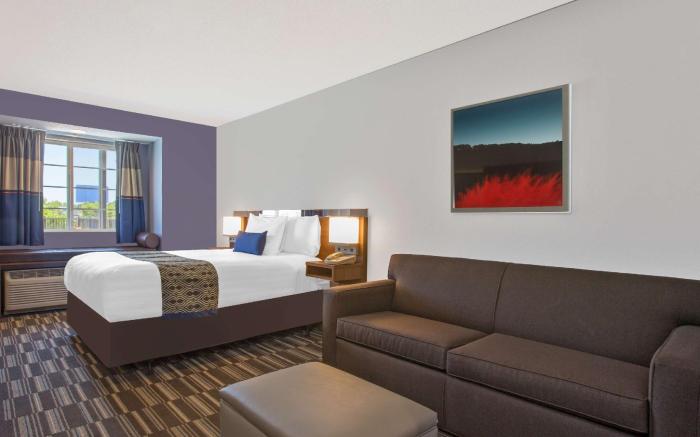 Microtel Inn & Suites by Wyndham Gardendale