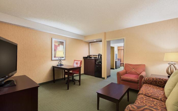 University Plaza Hotel