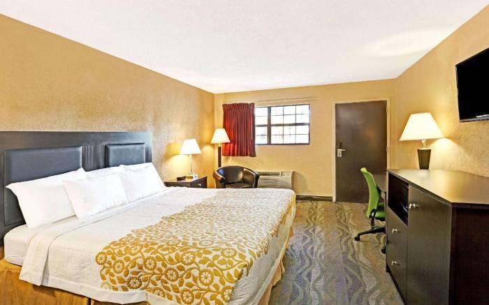 Days Inn by Wyndham Cherokee Near Casino