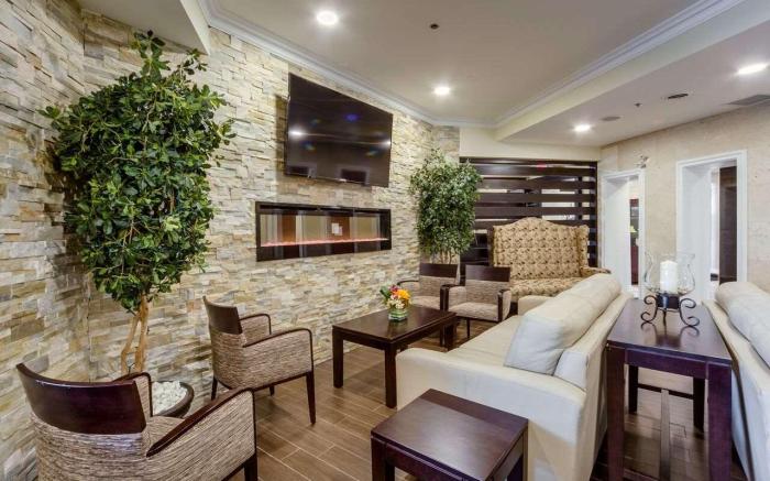 Monte Carlo Inn Vaughan Suites