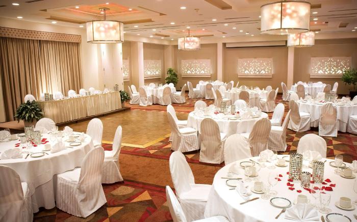 Hotel Ruby Foo's