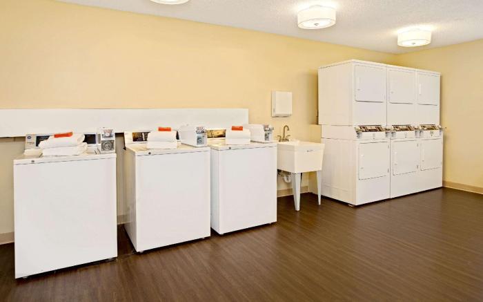 MainStay Suites Cincinnati Blue Ash
