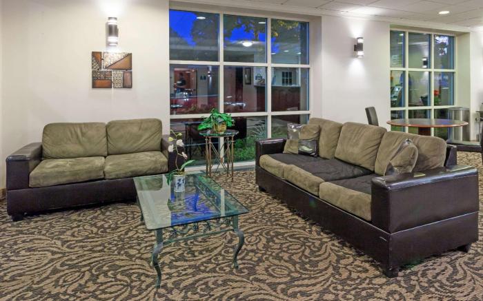 Days Inn by Wyndham Seatac Airport