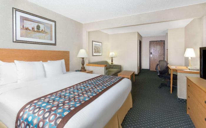 Baymont by Wyndham Waterloo