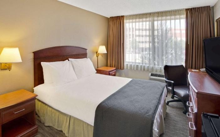 Days Inn by Wyndham Silver Spring