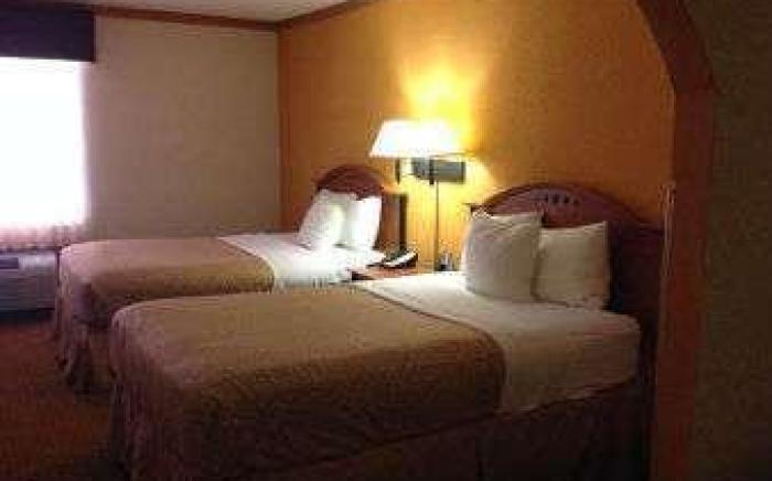 Baymont by Wyndham Hinesville Fort Stewart Area