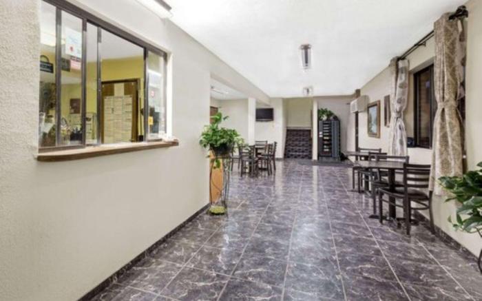 Days Inn By Wyndham Warrensburg