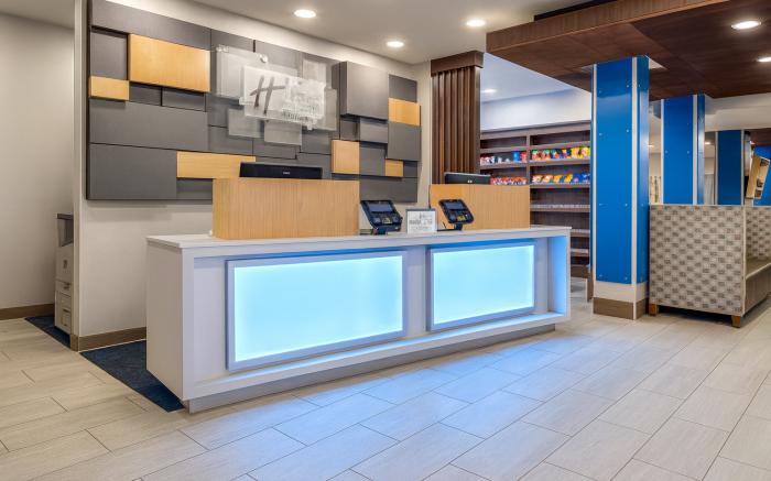 Holiday Inn Express & Suites Macon - I-475 by IHG