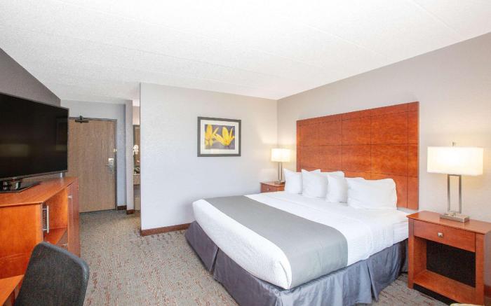 AmericInn by Wyndham Ankeny/Des Moines