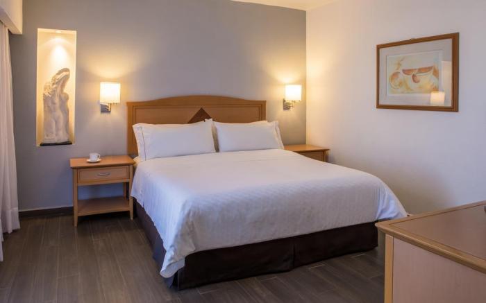 Fiesta Inn Express Chihuahua