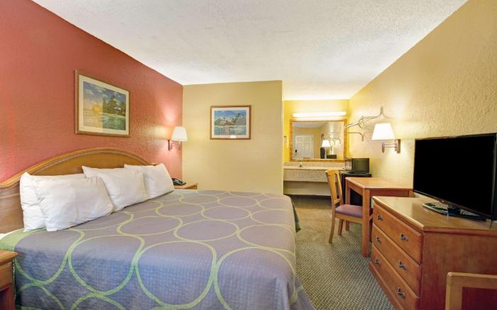 Super 8 By Wyndham La Marque Tx/Texas City Area