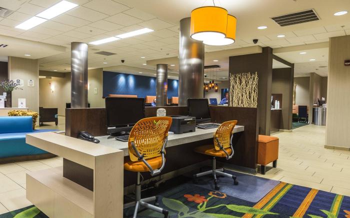 Fairfield Inn & Suites Harrisburg West