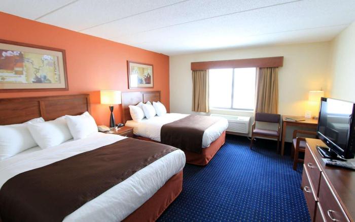 AmericInn by Wyndham Cedar Rapids Airport