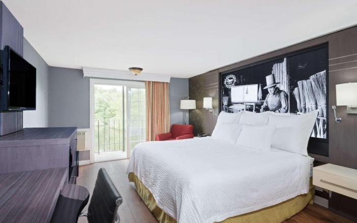 Super 8 By Wyndham Sturbridge