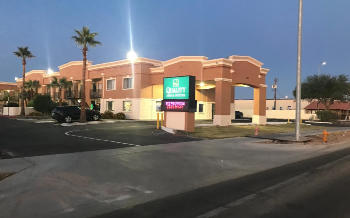 Quality Inn & Suites near Downtown Mesa