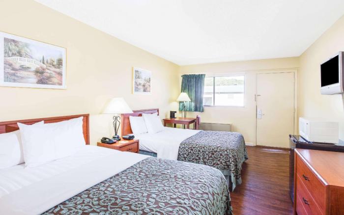 Days Inn by Wyndham Athens