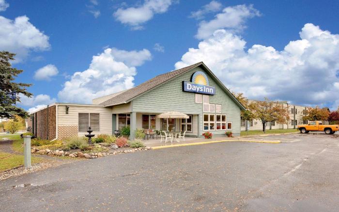 Days Inn by Wyndham International Falls