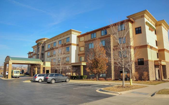 Courtyard Des Moines West/Jordan Creek