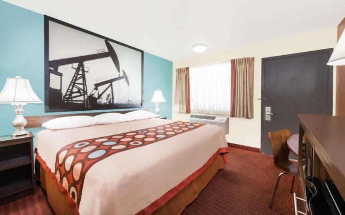 Super 8 By Wyndham Midwest City Ok