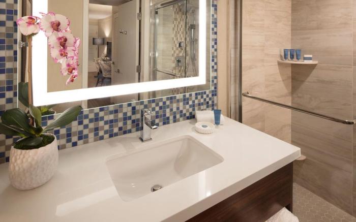 Lido Beach Resort - Sarasota