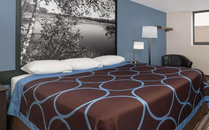 Super 8 By Wyndham Willmar