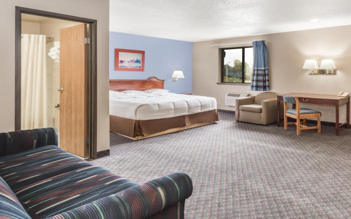 Super 8 By Wyndham Kenosha/Pleasant Prairie
