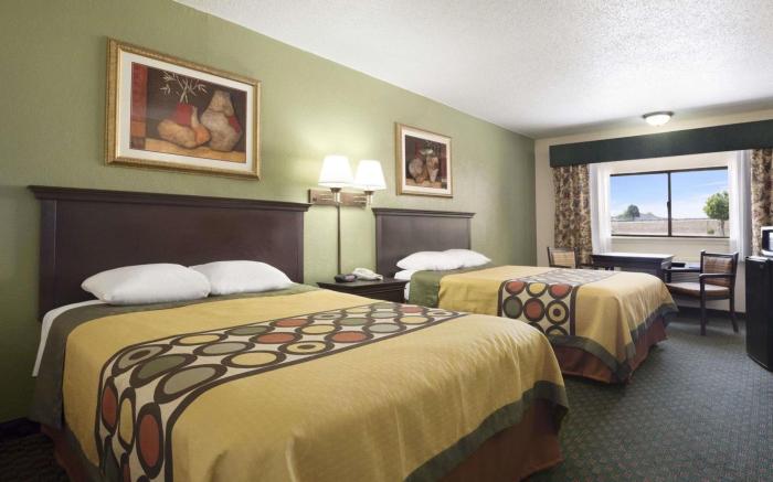 Super 8 By Wyndham Amarillo Central Tx