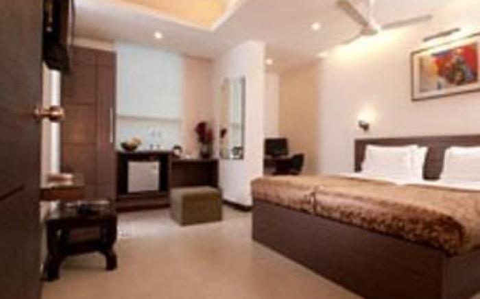 Hotel Crystal Retreat