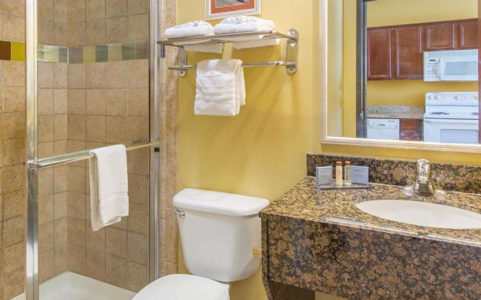 Hawthorn Extended Stay by Wyndham Corpus Christi Padre Is