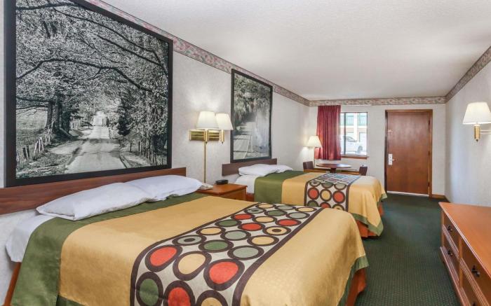 Super 8 by Wyndham Columbia SC / Ft. Jackson
